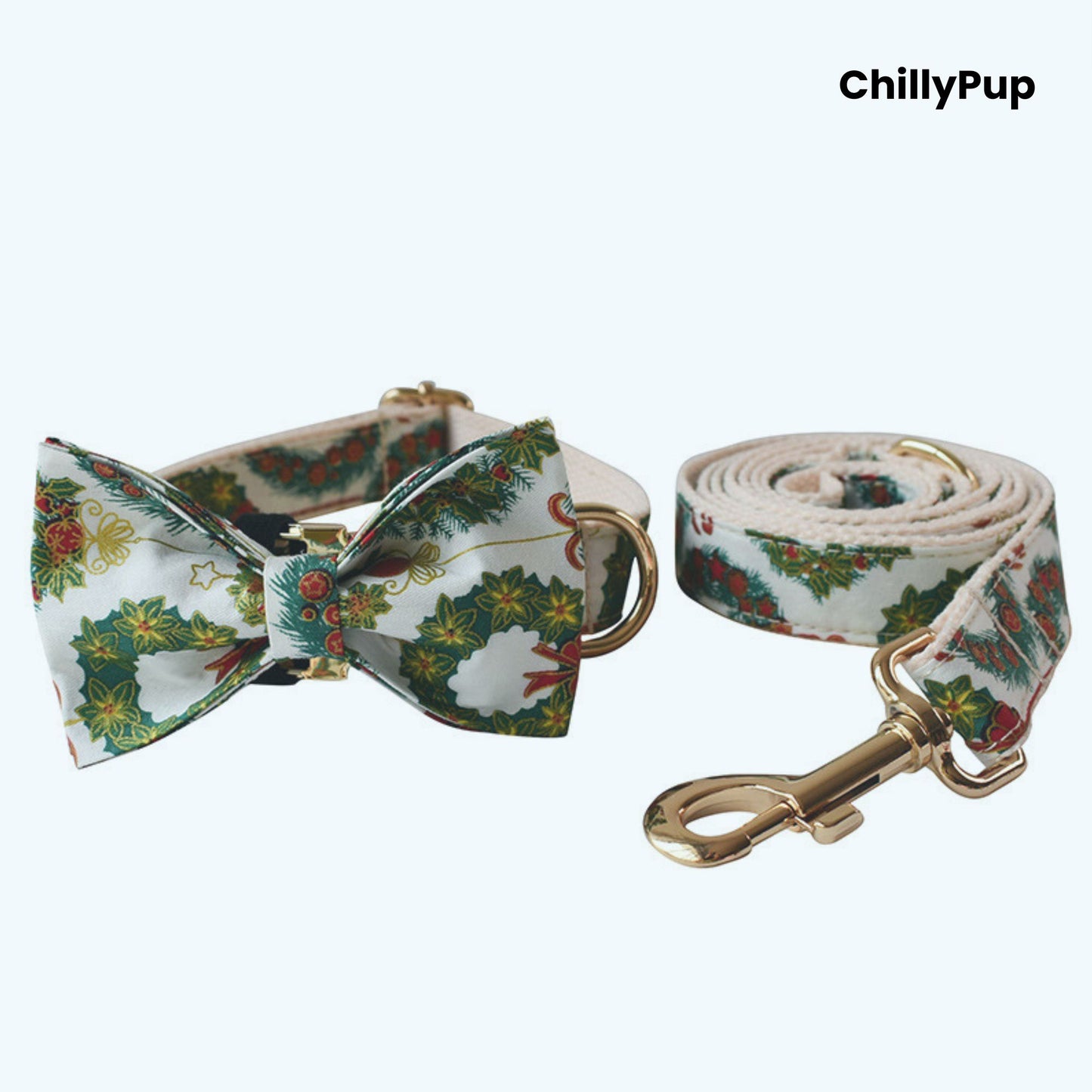 Dog collar and lead set with Christmas wreath pattern on a white background, branded 'ChillyPup'.