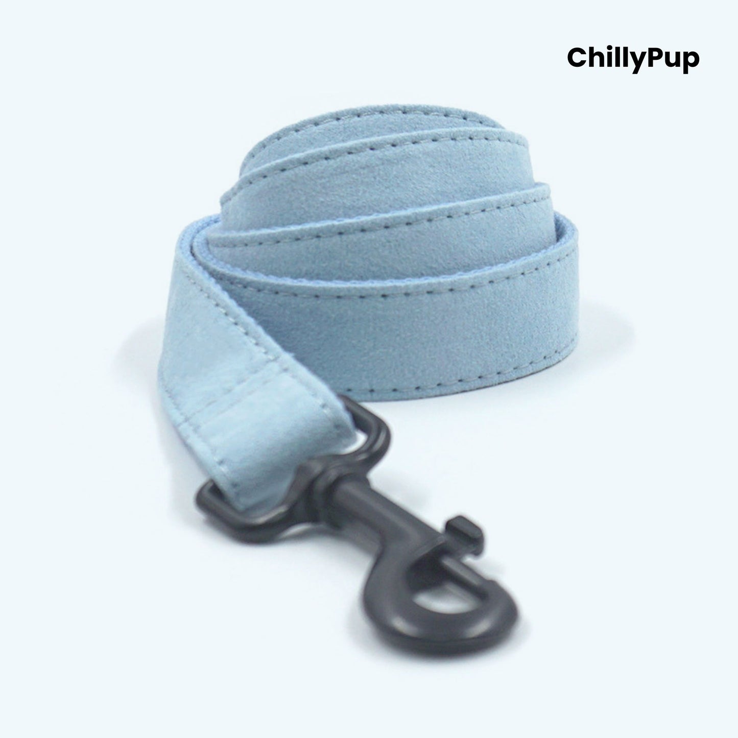 Blue pet lead, collar, and pouch set with a bow on a white background, branded 'ChillyPup'.