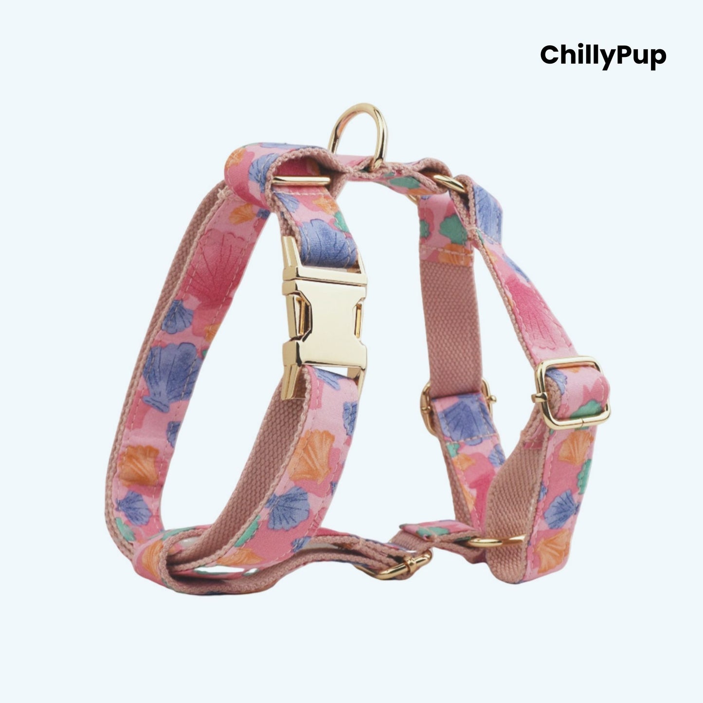 Seashell dog collar and lead set with gold hardware on a white background, branded 'ChillyPup'.