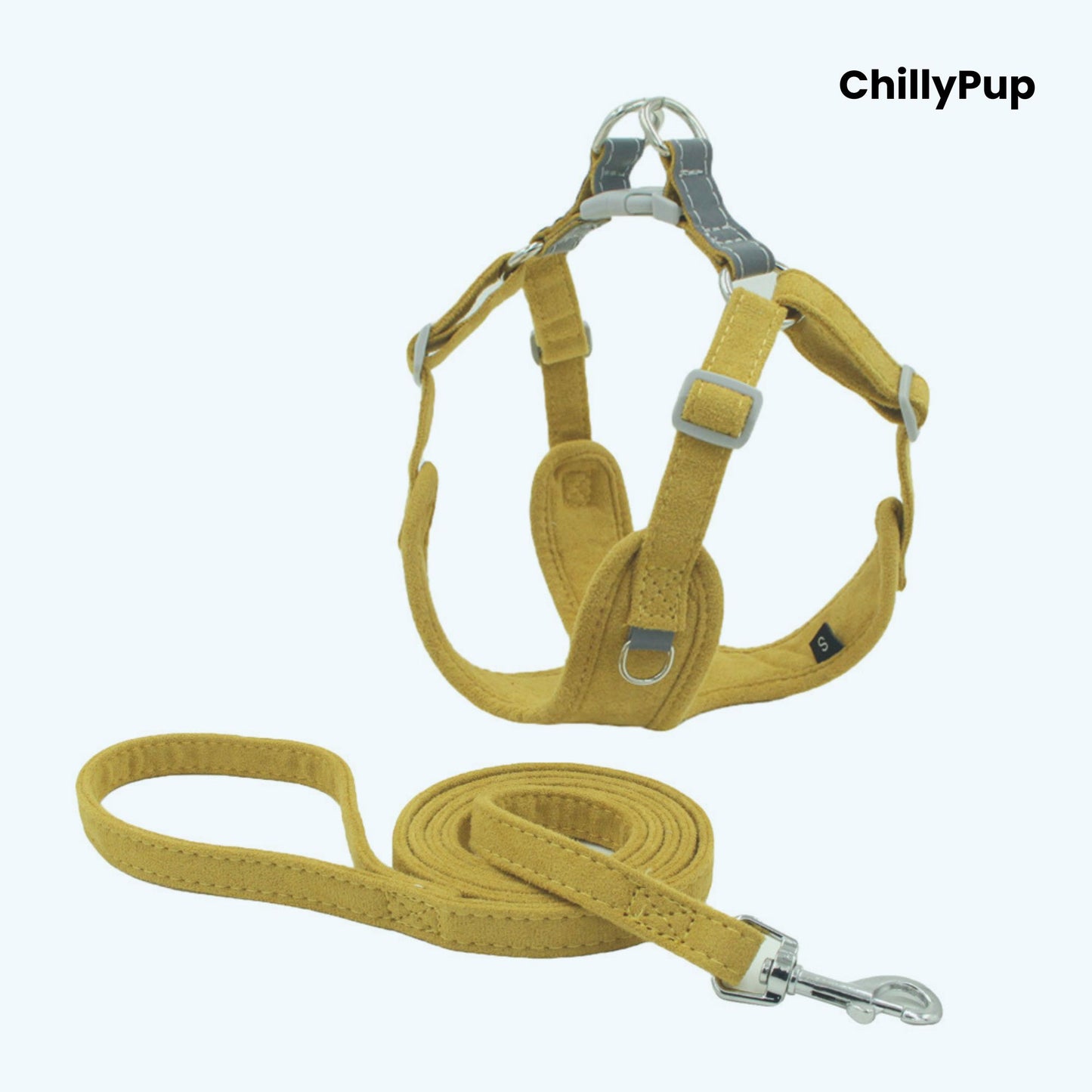 Dog harness with Lead on a white background, branded 'ChillyPup'