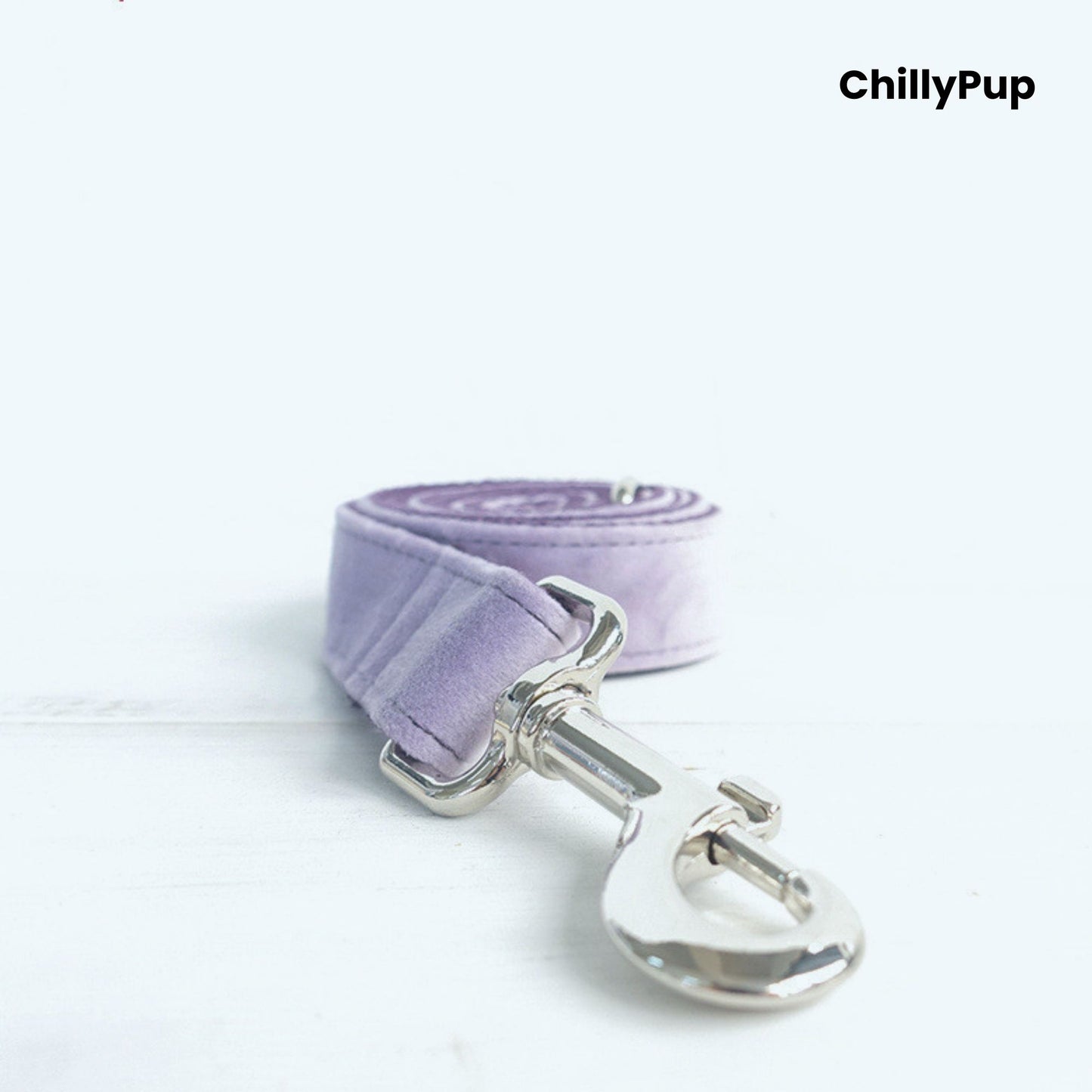 Lavender dog lead with silver buckle on a white background, branded 'ChillyPup'.