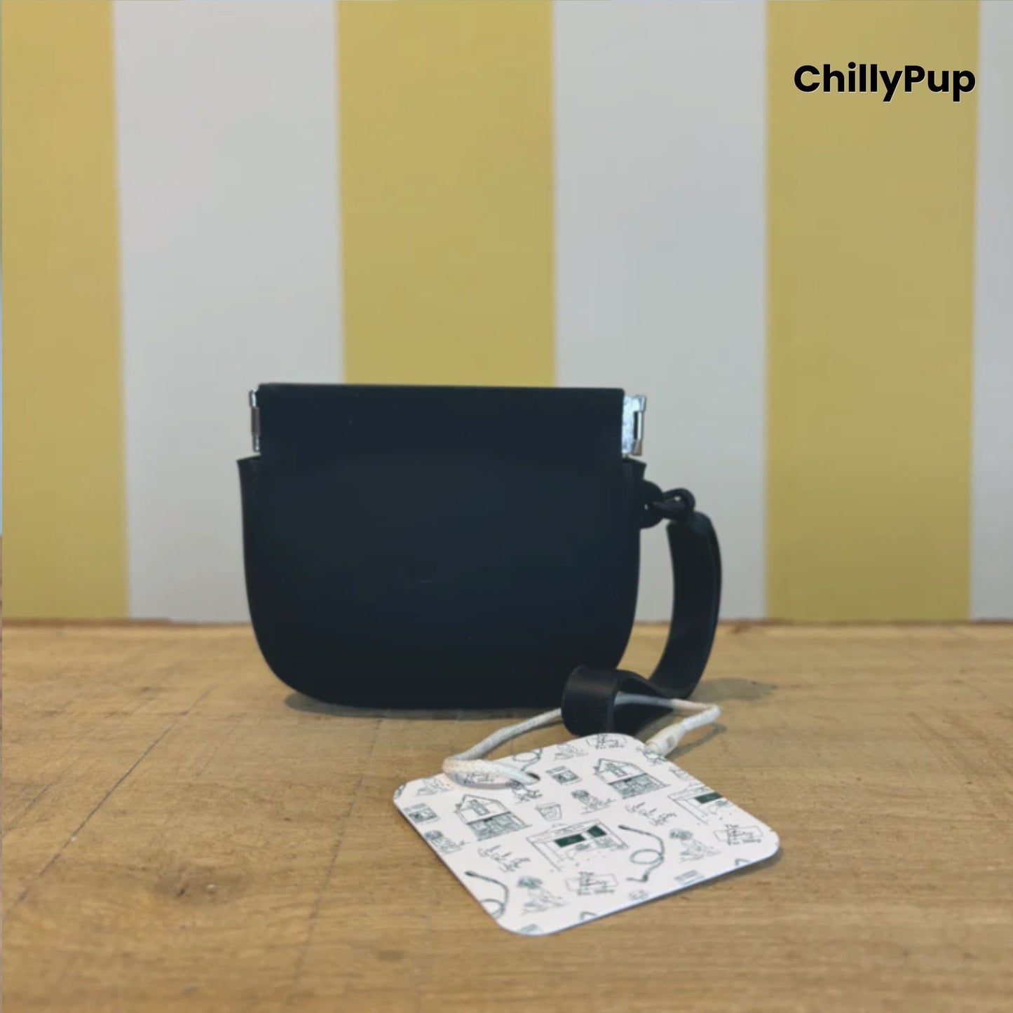 Black Quick-Grab Silicone Training Treat Pouch with ChillyPup branding. 