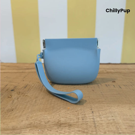 Blue Quick-Grab Silicone Training Treat Pouch with ChillyPup branding. 